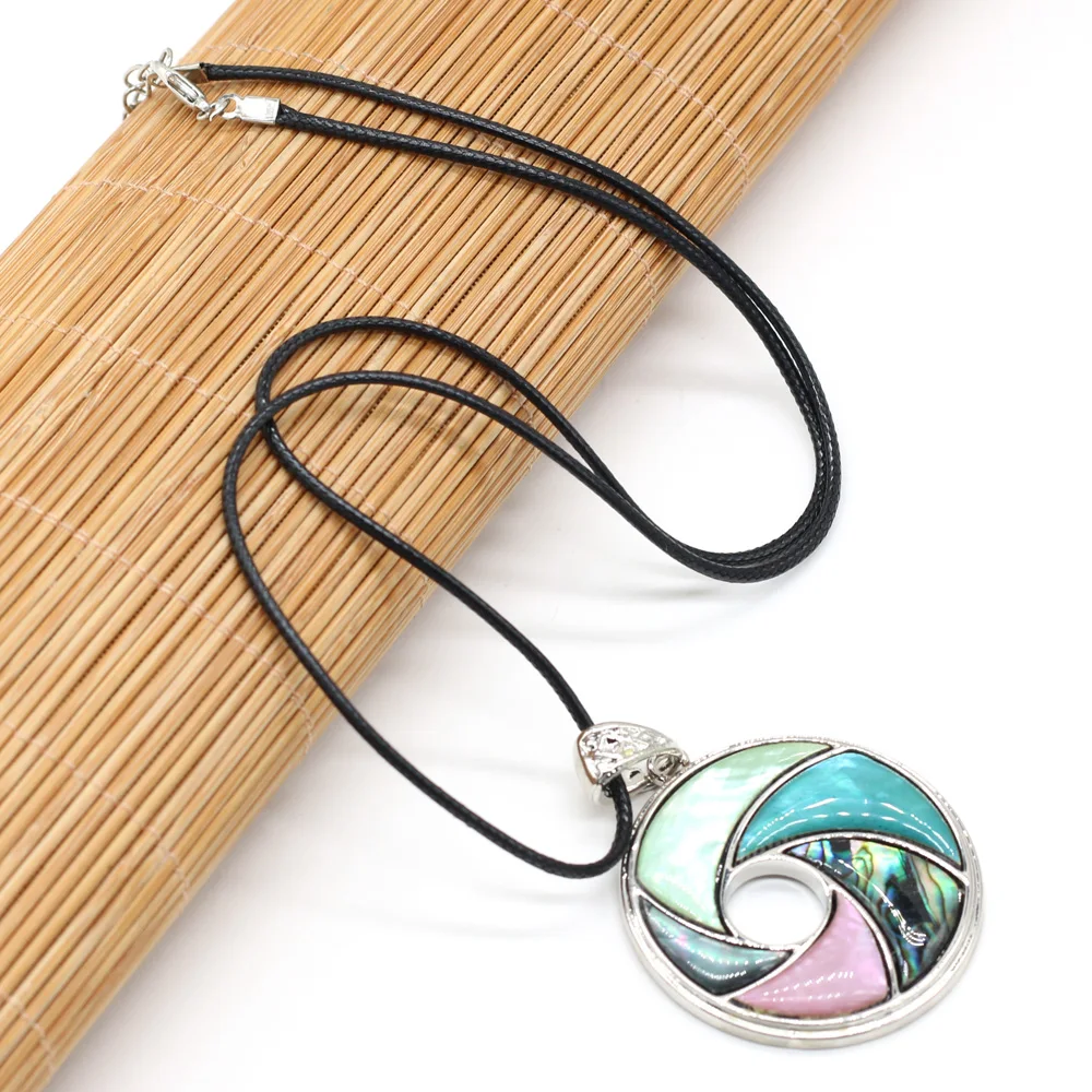 Natural Sea Shell Abalone Pendant Necklace Simple Round Antique Silver Alloy Necklace Good Quality Necklace Jewelry for Women
Natural Sea Shell Abalone Pendant Necklace Simple Round Antique Silver Alloy Necklace Good Quality Necklace Jewelry for Women