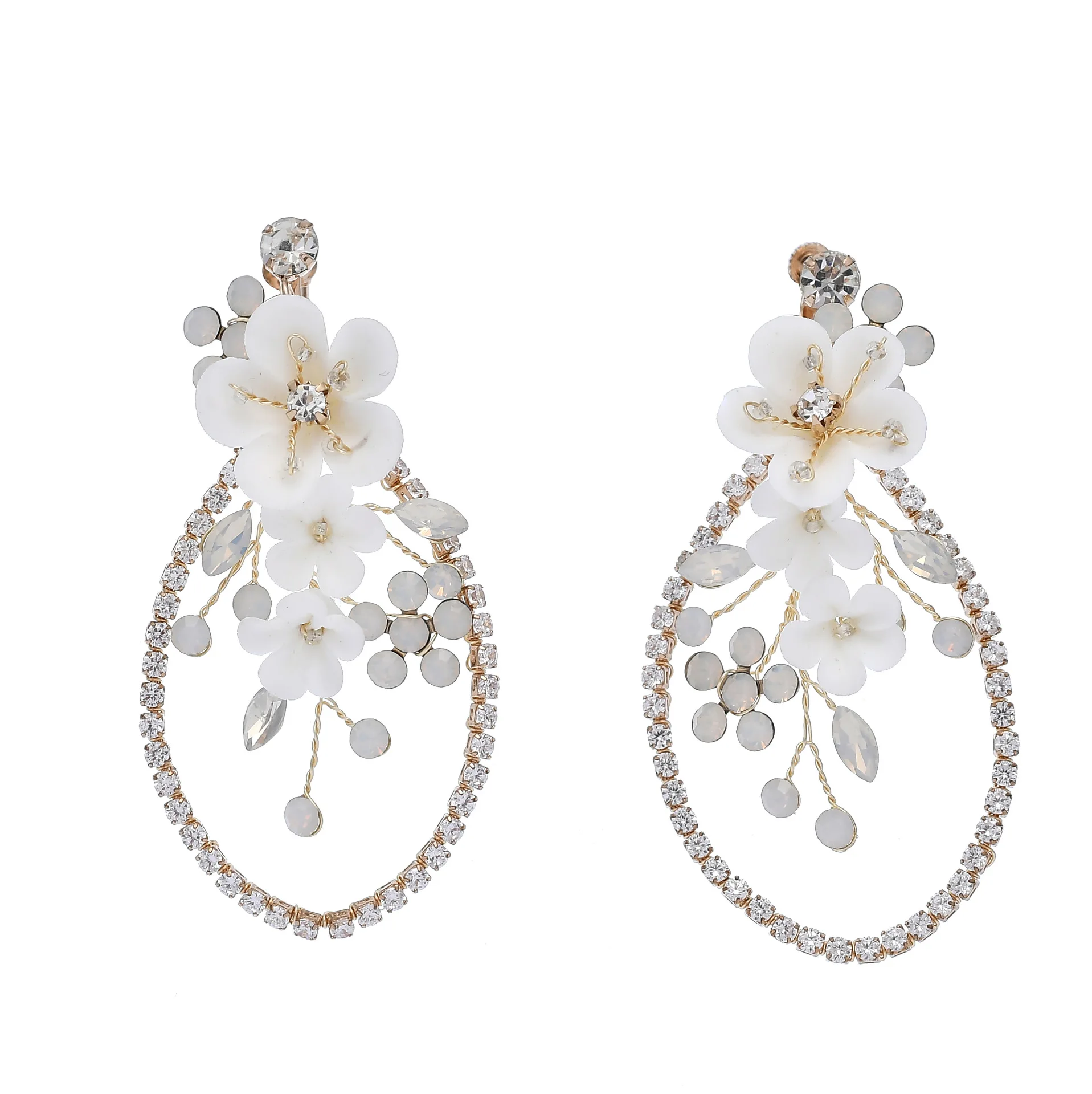 G4167 or us new handmade ceramic crown earring set wholesale by European and American popular wedding accessories manufacturers
G4167 or us new handmade ceramic crown earring set wholesale by European and American popular wedding accessories manufacturers