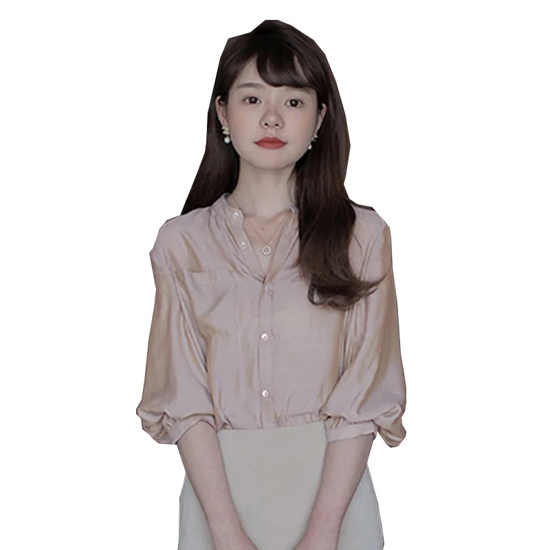 2021 spring and summer new Japanese mercerized shirt women's three-quarter sleeves gilt loose design niche top
2021 spring and summer new Japanese mercerized shirt women's three-quarter sleeves gilt loose design niche top