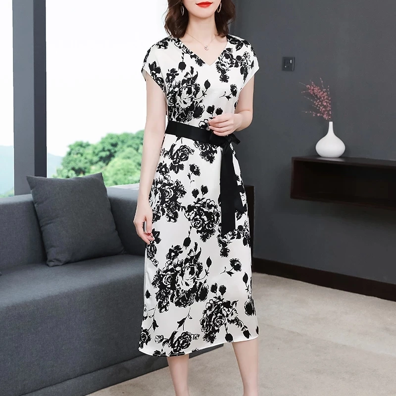 2021 Satin White Floral Casual M-4XL Plus Size Midi Dress Summer Vintage Mulberry Silk Dress Elegant Women Party Vestidos
2021 Satin White Floral Casual M-4XL Plus Size Midi Dress Summer Vintage Mulberry Silk Dress Elegant Women Party Vestidos