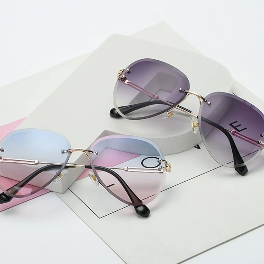 Солнцезащитные очки женские круглые без оправы градиентные линзы Uv400 | Спорт и