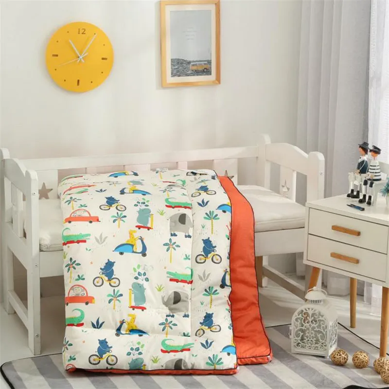 120*150cm 60s long staple cotton with soybean fiber cotton quilt winter kids quilt school children bedding covers baby quilt
120*150cm 60s long staple cotton with soybean fiber cotton quilt winter kids quilt school children bedding covers baby quilt