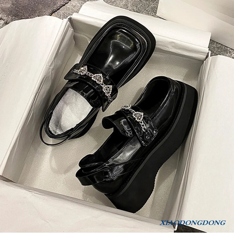 Heart-Shaped Platform Loafers Shoes Women Vintage Square Toe Slingback High Heels Women Pumps Black Punk Y2K Goth Shoes
Heart-Shaped Platform Loafers Shoes Women Vintage Square Toe Slingback High Heels Women Pumps Black Punk Y2K Goth Shoes