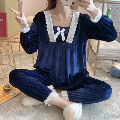 Pajamas Women Autumn Winter Thickened Flannel Housewear Coral Velvet Can Be Worn Out Leisure Home Suit Loungewear Women
Pajamas Women Autumn Winter Thickened Flannel Housewear Coral Velvet Can Be Worn Out Leisure Home Suit Loungewear Women
