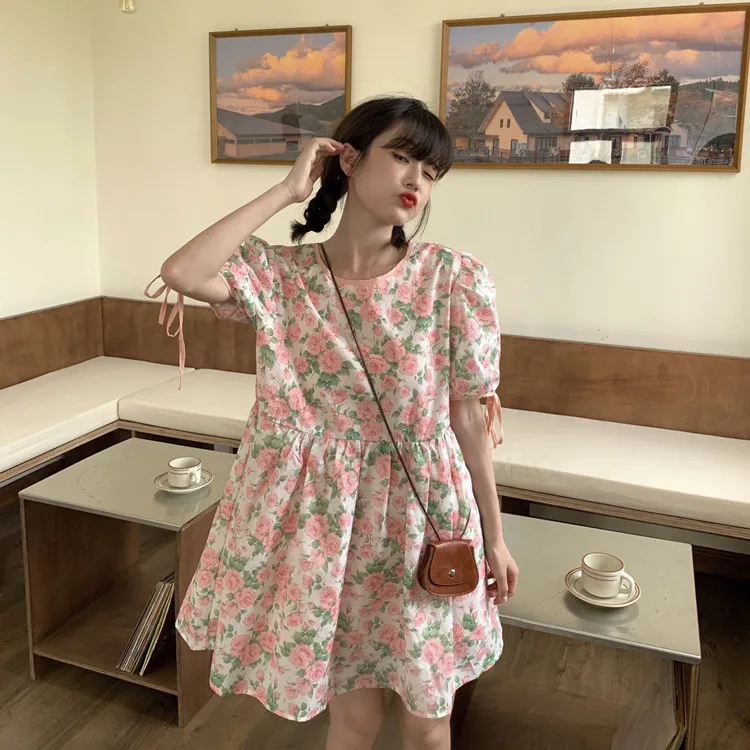 New Summer Women's Dress 2021 Gentle Sweet Rose Flower Dress Floral Puff Sleeves Summer Party Dresses O-Neck Casual Sundresses
New Summer Women's Dress 2021 Gentle Sweet Rose Flower Dress Floral Puff Sleeves Summer Party Dresses O-Neck Casual Sundresses