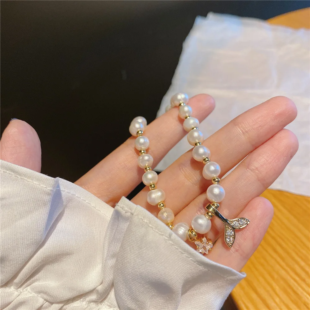 Boutique Ladies Wild Mermaid Tail Bracelet Light Luxury Pearl Bracelet
Boutique Ladies Wild Mermaid Tail Bracelet Light Luxury Pearl Bracelet