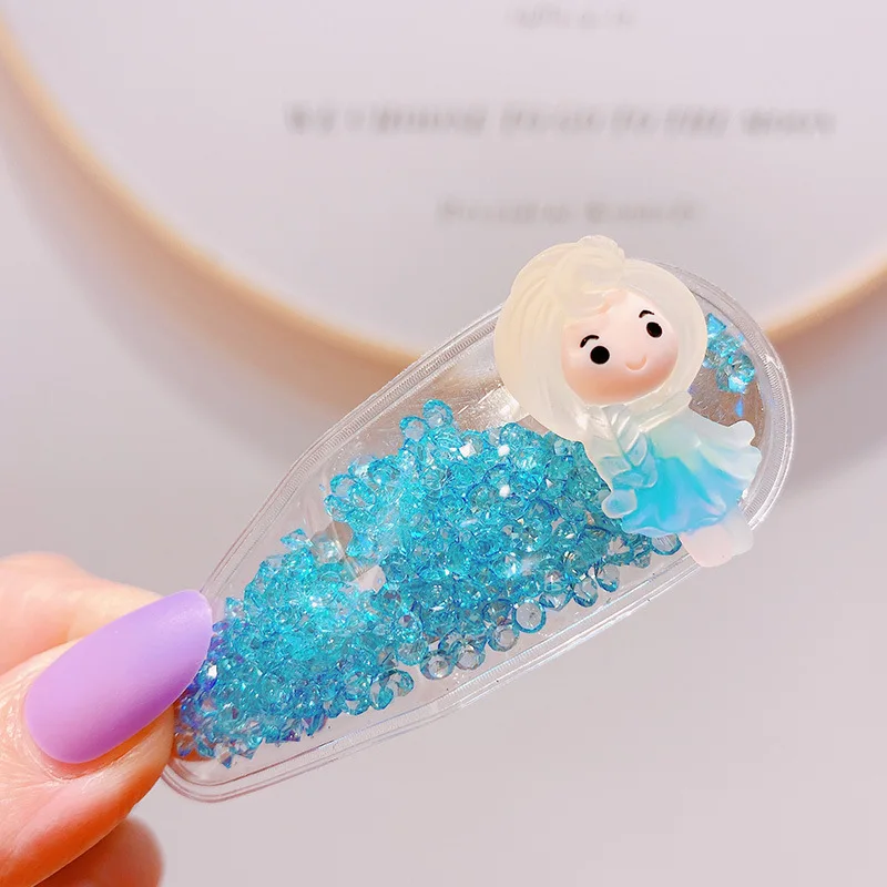 Summer Fashion Cartoon Princess Quicksand Hair Clips Girls Sweet Candy Color Hairpins BB Clips Side Clips Kids Hair Accessories
Summer Fashion Cartoon Princess Quicksand Hair Clips Girls Sweet Candy Color Hairpins BB Clips Side Clips Kids Hair Accessories