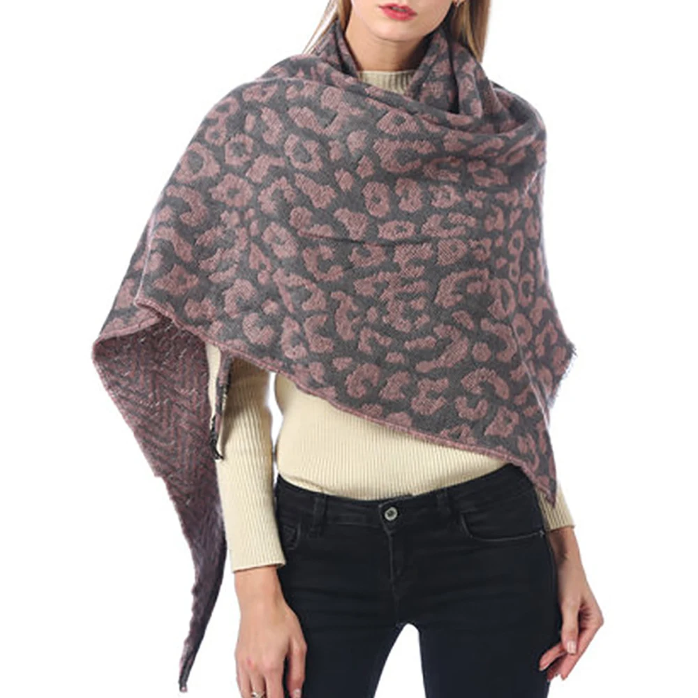 Женский шарф, шали, зимний треугольный шарф с леопардовым принтом, теплые женские шарфы, Женские аксессуары 2020 
Женский шарф, шали, зимний треугольный шарф с леопардовым принтом, теплые женские шарфы, Женские аксессуары 2020