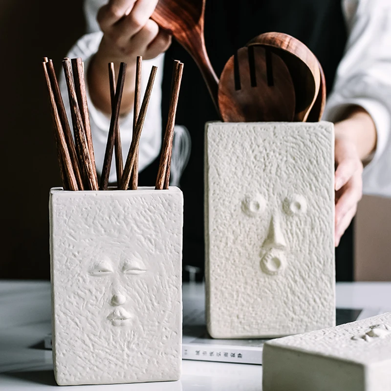 Ceramic storage tube multifunctional Nordic desktop kitchen novel and creative expression decoration chopstick basket storage
Ceramic storage tube multifunctional Nordic desktop kitchen novel and creative expression decoration chopstick basket storage