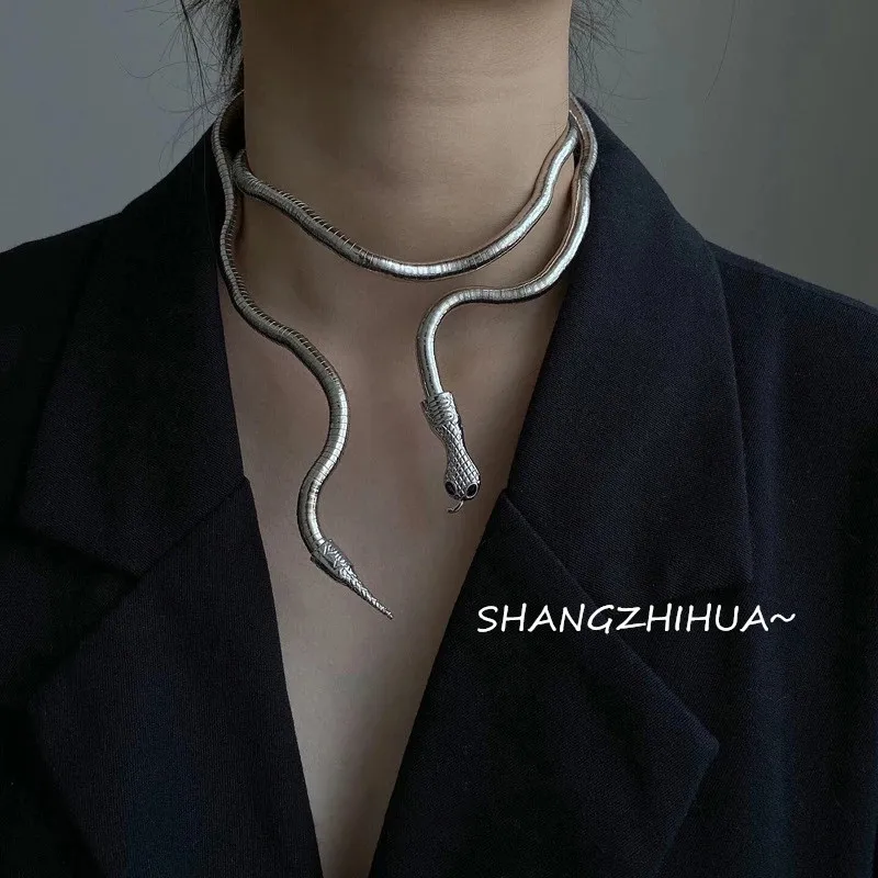 SHANGZHIHUA 2021 New Punk Hip Hop Metal Adjust At Will Gold Color Snake Multi-Function Necklace For Women Holiday Party Jewelry
SHANGZHIHUA 2021 New Punk Hip Hop Metal Adjust At Will Gold Color Snake Multi-Function Necklace For Women Holiday Party Jewelry