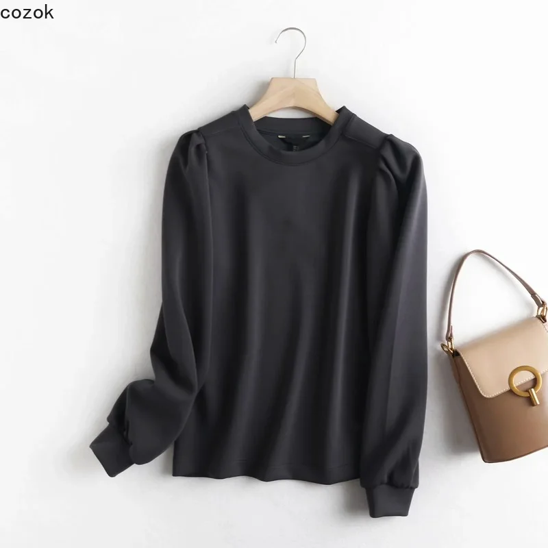 Simplicity Women's Hoodie Sweatshirt New Simple Solid Color Pullovers Women Hoodies Round Neck Bubble Sleeve Casual Cotton Top
Simplicity Women's Hoodie Sweatshirt New Simple Solid Color Pullovers Women Hoodies Round Neck Bubble Sleeve Casual Cotton Top