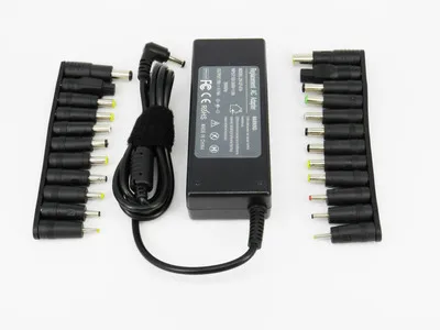 19V 4.7A 90W Ноутбук AC адаптер питания настенное зарядное устройство штекер универсальный для Acer ASUS DELL Thinkpad Lenovo Sony Toshiba Samsung и т. Д.
19V 4.7A 90W Ноутбук AC адаптер питания настенное зарядное устройство штекер универсальный для Acer ASUS DELL Thinkpad Lenovo Sony Toshiba Samsung и т. Д.