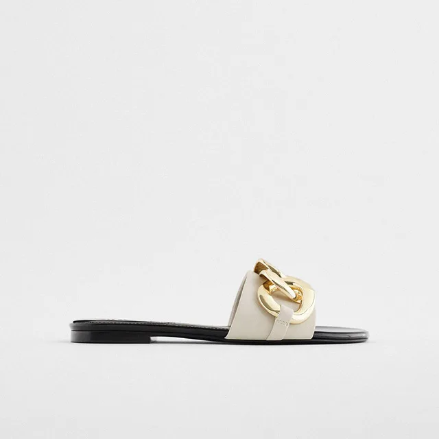 Summer New Agency Chain Upper Flat Sandals Slippers Beige Slid Sandals For Female Metallic
Summer New Agency Chain Upper Flat Sandals Slippers Beige Slid Sandals For Female Metallic