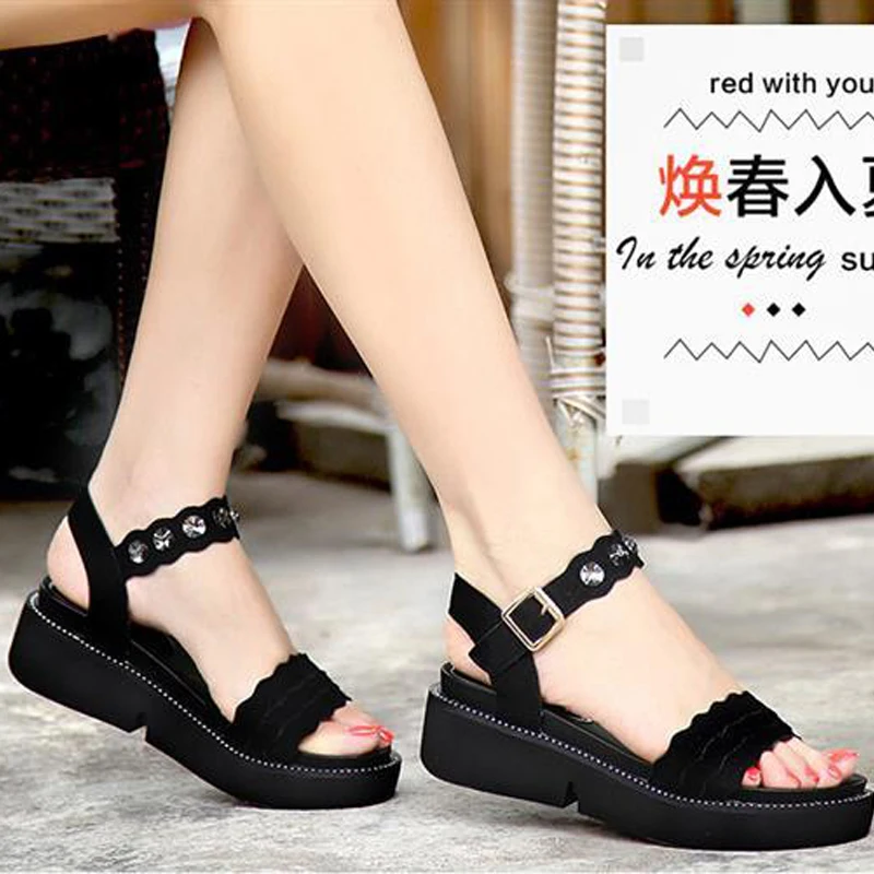 Summer Fashion Women's Sandals Gladiator Thick Sole Wedges Flat Platform Sandals Buckle Strap Plus Size Sandals Ladies Shoes
Summer Fashion Women's Sandals Gladiator Thick Sole Wedges Flat Platform Sandals Buckle Strap Plus Size Sandals Ladies Shoes