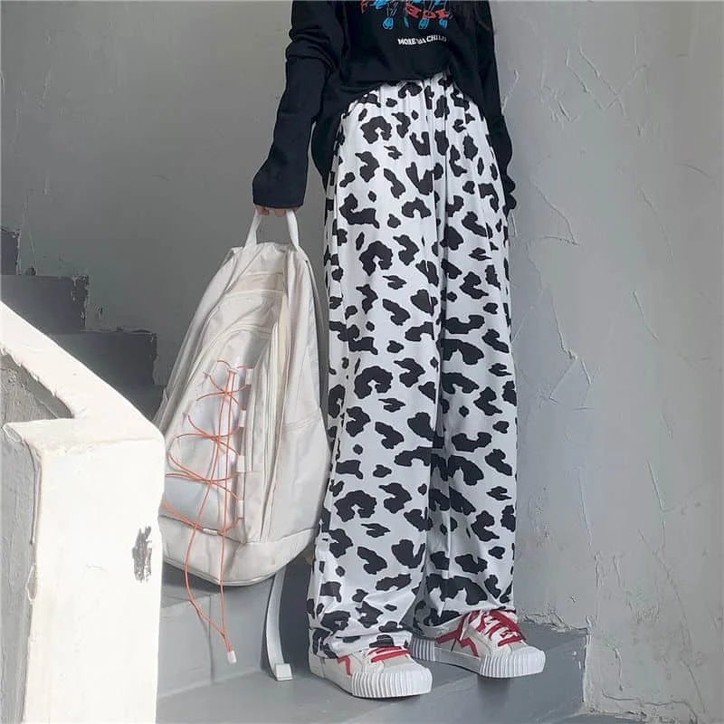 Spring Harajuku Printed Cow Grain Pants Women Casual Trousers Loose Straight Wide-leg Pants Woman Streetwear Female Clothing
Spring Harajuku Printed Cow Grain Pants Women Casual Trousers Loose Straight Wide-leg Pants Woman Streetwear Female Clothing