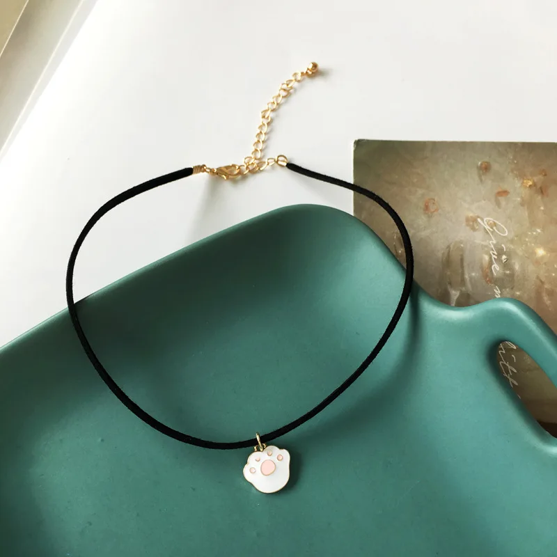Origin Summer Sweet Cute Strawberry Love Heart Flower Choker Necklace for Women Black Velvet Cat Paw Everyday Necklace Jewelry
Origin Summer Sweet Cute Strawberry Love Heart Flower Choker Necklace for Women Black Velvet Cat Paw Everyday Necklace Jewelry