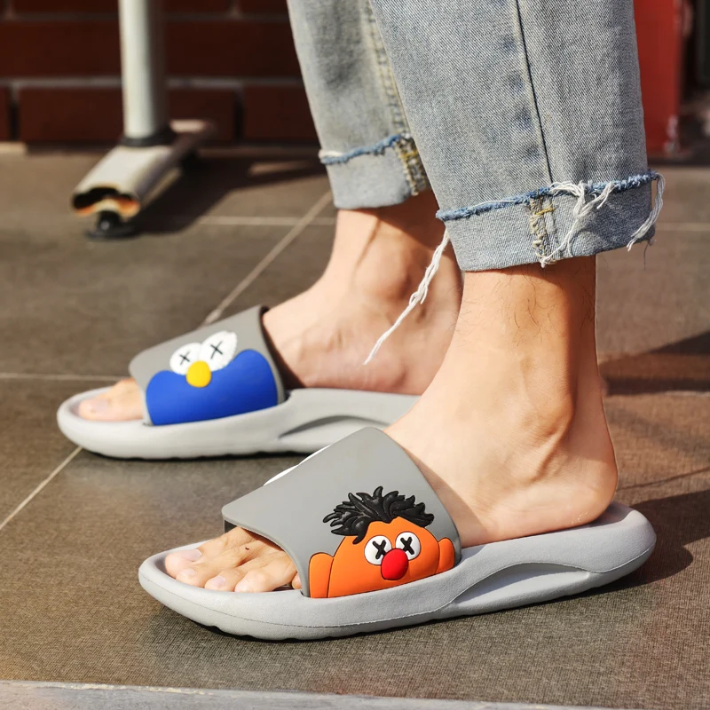 Summer shitting feeling slippers for men wearing Vance coconut tide home couples bathing men household EVA flops
Summer shitting feeling slippers for men wearing Vance coconut tide home couples bathing men household EVA flops