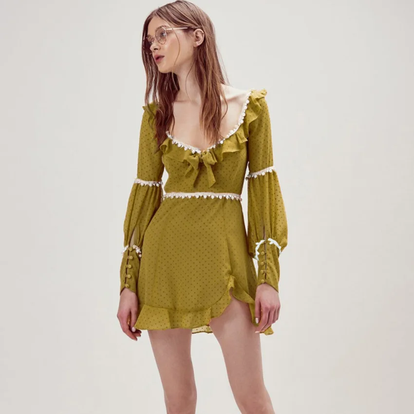 New Chiffon Polka Dot Printed Ruffled Lantern Sleeve Square Collar Long Sleeve Dress Female French Skirt
New Chiffon Polka Dot Printed Ruffled Lantern Sleeve Square Collar Long Sleeve Dress Female French Skirt