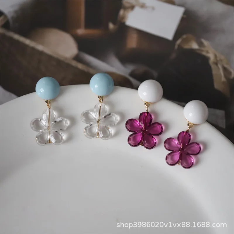 Two contrasting florets with recommended sauce purple florets earrings s925 silver needle cute flower earrings change ear clip
Two contrasting florets with recommended sauce purple florets earrings s925 silver needle cute flower earrings change ear clip