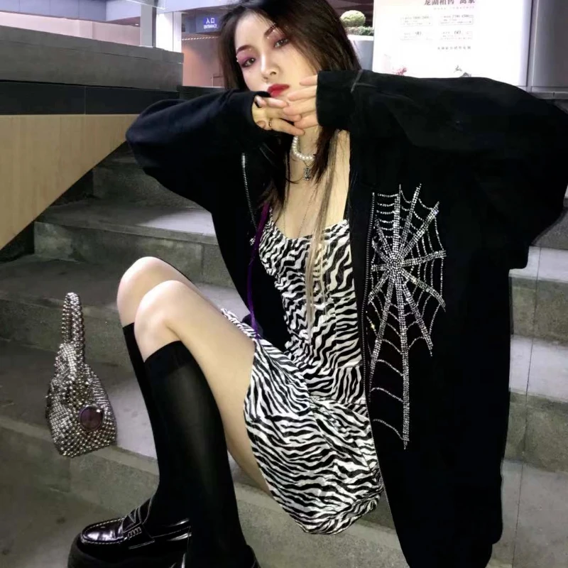 Halloween Clothes Spider Web Diamonds Print Sweatshirts Gothic Black Long Sleeve Zip Up Oversize Hoodies Women Autumn Coat Top
Halloween Clothes Spider Web Diamonds Print Sweatshirts Gothic Black Long Sleeve Zip Up Oversize Hoodies Women Autumn Coat Top