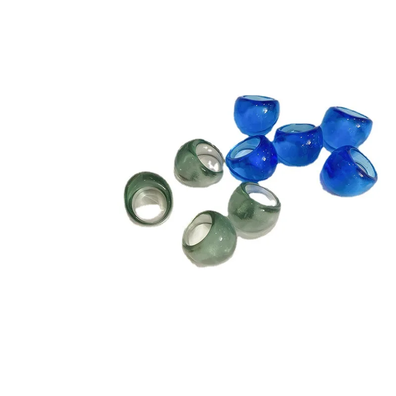 New Vintage Blue Green Colors Transparent Resin Acrylic Finger Rings For Women Girls Fashion Geometric Water Drop Rings Jewelry
New Vintage Blue Green Colors Transparent Resin Acrylic Finger Rings For Women Girls Fashion Geometric Water Drop Rings Jewelry