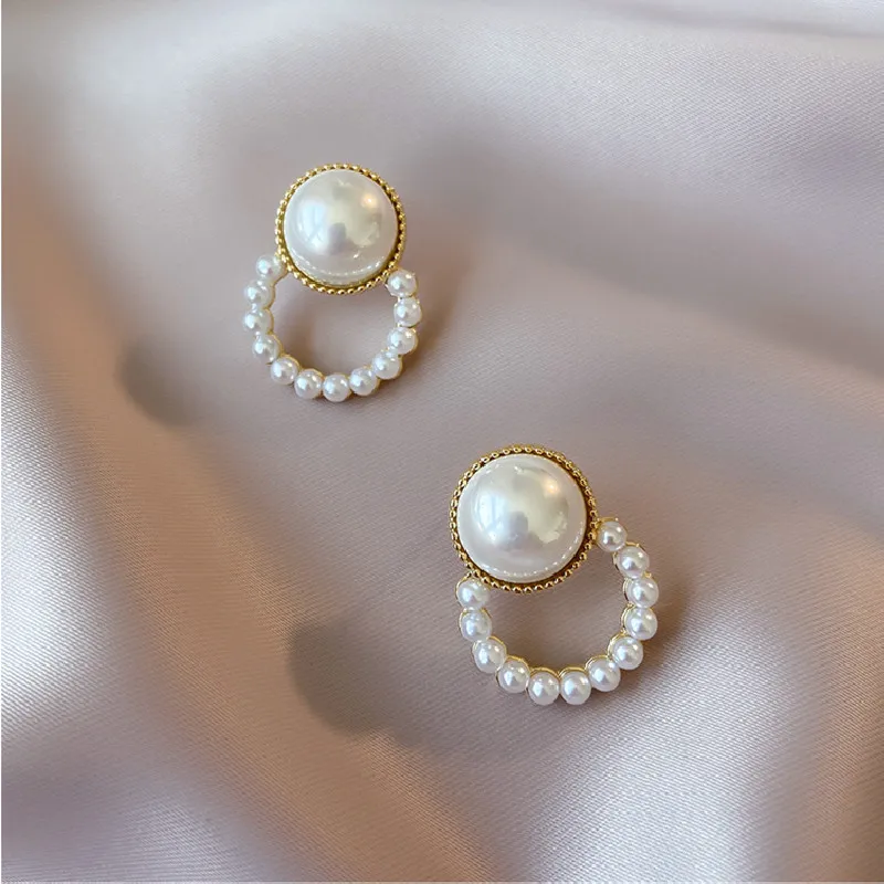 Korean fashion style geometric women for earrings, temperament pearl jewelry, metal jewelry wholesale party gifts 
Korean fashion style geometric women for earrings, temperament pearl jewelry, metal jewelry wholesale party gifts
