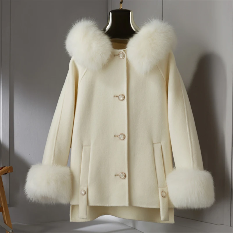Women Winter Wool Blends Coat Jacket 2021 New Femail Girl Hooded Real Fox Fur Cape Coats 
Women Winter Wool Blends Coat Jacket 2021 New Femail Girl Hooded Real Fox Fur Cape Coats
