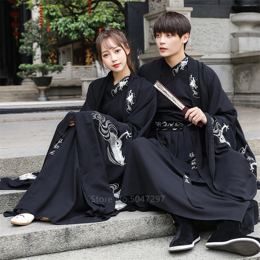 Japanese Dragon Embroidery Women Kimono Dress Men Samurai Costume Cosplay Cardigan Yukata Traditional Cosplay Party Halloween 
Japanese Dragon Embroidery Women Kimono Dress Men Samurai Costume Cosplay Cardigan Yukata Traditional Cosplay Party Halloween