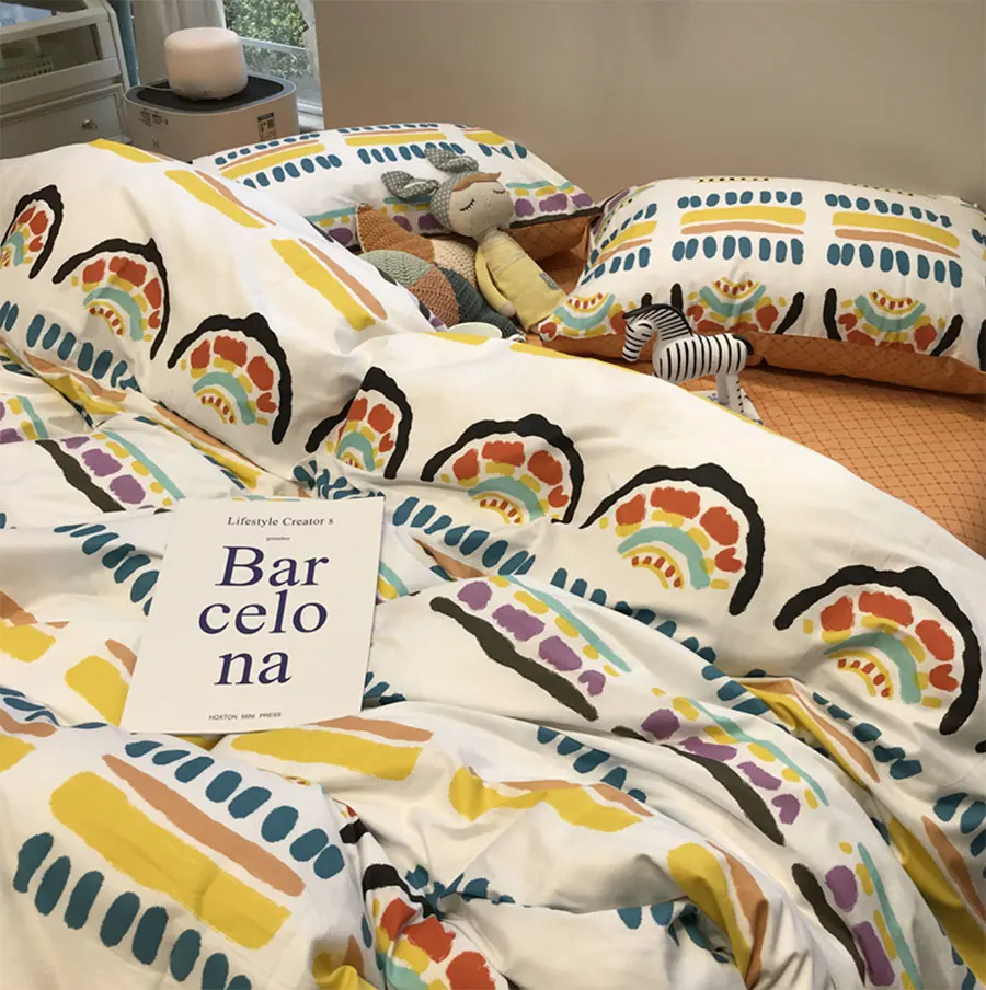 Colorful fashion geometric bedding set,trend single double cotton twin full queen home textile bed sheet pillow case duvet cover
Colorful fashion geometric bedding set,trend single double cotton twin full queen home textile bed sheet pillow case duvet cover