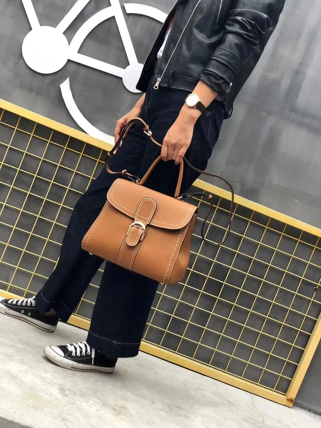 free shipping 2020 the new thread fashion classic genuine cow leather women handbag one shoulder bag crossbody bag 4 color
free shipping 2020 the new thread fashion classic genuine cow leather women handbag one shoulder bag crossbody bag 4 color