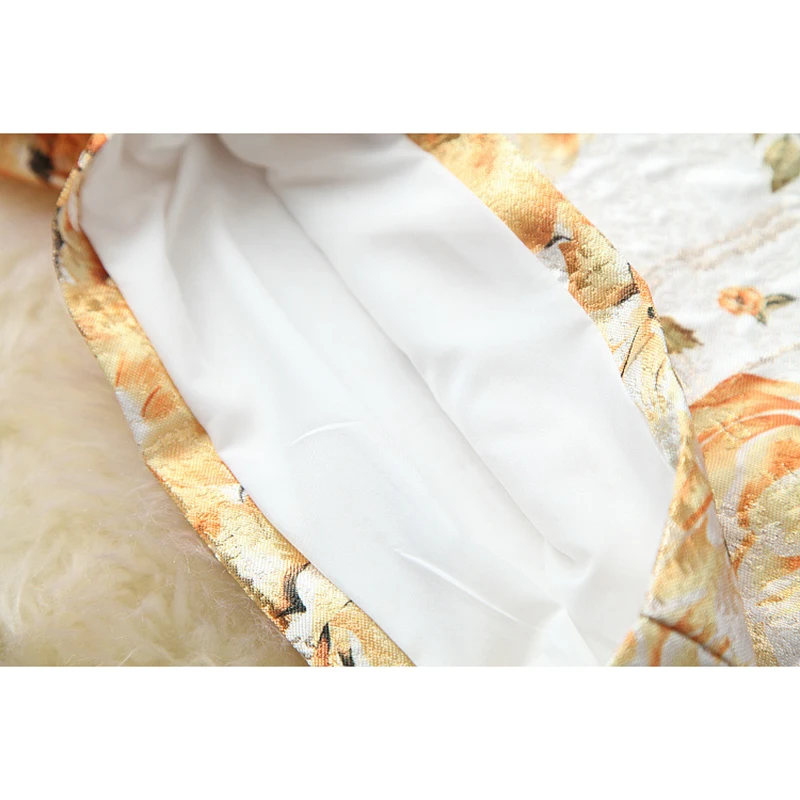 HIGH STREET New Fashion 2021 Designer Runway Suit Set Women's Long Sleeve Floral Blouse Shirt Shorts Set
HIGH STREET New Fashion 2021 Designer Runway Suit Set Women's Long Sleeve Floral Blouse Shirt Shorts Set