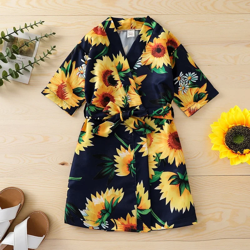 New children's home clothes for boys and girls floral print cardigan bathrobes baby comfortable and loose home clothes
New children's home clothes for boys and girls floral print cardigan bathrobes baby comfortable and loose home clothes