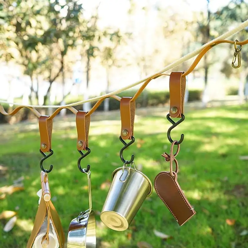 Outdoor PU Leather Hooks Camping Tripod Clothes Storage Hook Durable Clothes Hanger Portable 2X7cm For Camp Hiking Supplies
Outdoor PU Leather Hooks Camping Tripod Clothes Storage Hook Durable Clothes Hanger Portable 2X7cm For Camp Hiking Supplies