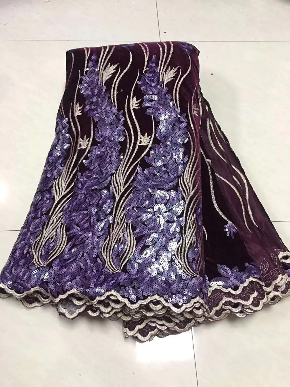 New Velvet Lace Fabric 2020 High Quality Latest African Sequin Lace Fabric Purple Embroidery French Lace for Evening Party Dress
New Velvet Lace Fabric 2020 High Quality Latest African Sequin Lace Fabric Purple Embroidery French Lace for Evening Party Dress