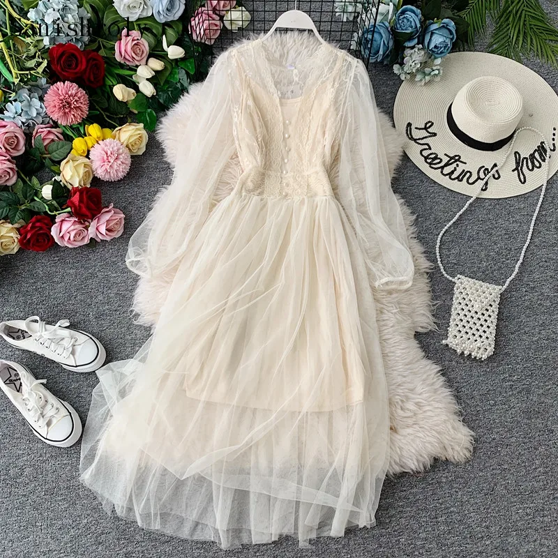 Lantern Sleeve Mesh Dress 2021 Two Pieces Elegant Women V Neck Button Lace Dresses Lady Long Pleated Sweet fairy Party Vestidos
Lantern Sleeve Mesh Dress 2021 Two Pieces Elegant Women V Neck Button Lace Dresses Lady Long Pleated Sweet fairy Party Vestidos