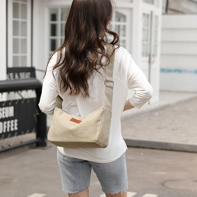 FashionCasualWomen CanvasMessengerBag NewstyleCrossbodyVintage TravelTop Handle Bags HighQualityFeamle ShoulderBag
FashionCasualWomen CanvasMessengerBag NewstyleCrossbodyVintage TravelTop Handle Bags HighQualityFeamle ShoulderBag