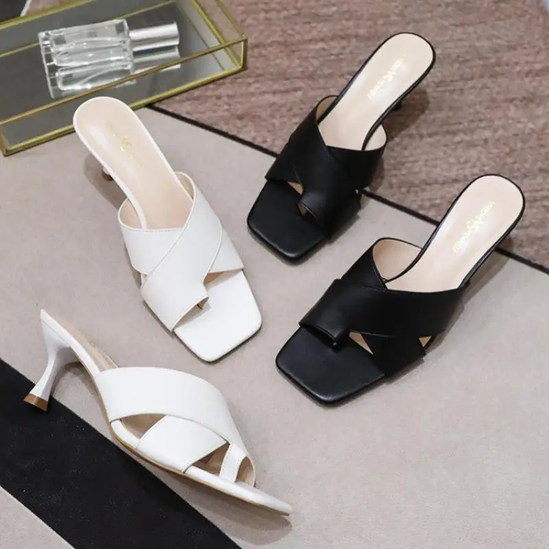Women Slippers Sandals Outdoor Summer Shoes Woman Slides Square Heel Clip Flops Plus Size 35-42 Female Mid Heels Slipper Mules
Women Slippers Sandals Outdoor Summer Shoes Woman Slides Square Heel Clip Flops Plus Size 35-42 Female Mid Heels Slipper Mules