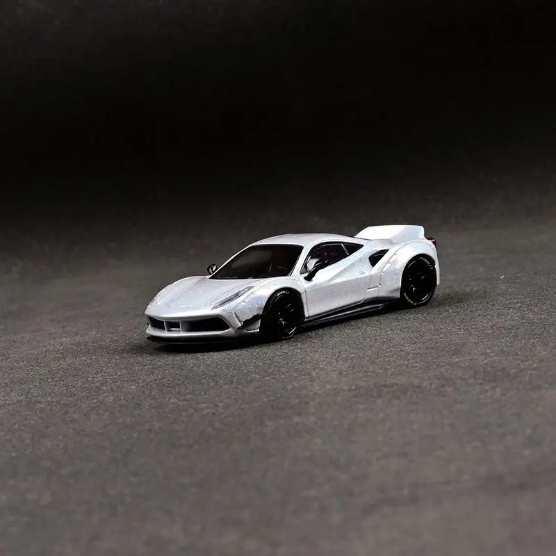 CM 1:64 LB 488 GTB 3D Chameleon Pearl White 7CM Diecast Model Car Birthday Gifts And Collections Stock In December 2021
CM 1:64 LB 488 GTB 3D Chameleon Pearl White 7CM Diecast Model Car Birthday Gifts And Collections Stock In December 2021