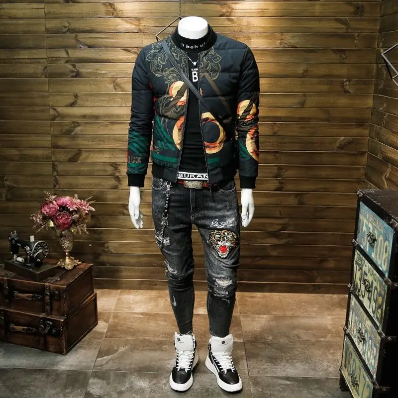 Men's Jacket Winter Warm Cotton Clothing Slim Trend Short Jacket European and American Retro Pattern Cotton Jacket Men
Men's Jacket Winter Warm Cotton Clothing Slim Trend Short Jacket European and American Retro Pattern Cotton Jacket Men