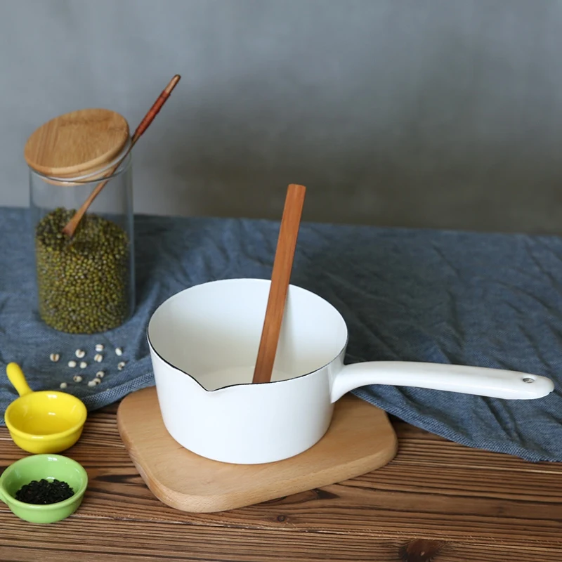 1.3L Japanese Style White Ceramics Milk Pot Kitchen Cooking Pan Pot Stewpan Baby Food Saucepan with Long Handle for One People
1.3L Japanese Style White Ceramics Milk Pot Kitchen Cooking Pan Pot Stewpan Baby Food Saucepan with Long Handle for One People