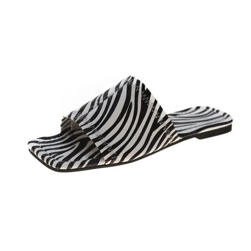 Women Slippers Sexy Black and White Striped Open-toe Square Head Summer Flat Sandals 2021 New Casual Flip Flops Women Shoes
Women Slippers Sexy Black and White Striped Open-toe Square Head Summer Flat Sandals 2021 New Casual Flip Flops Women Shoes