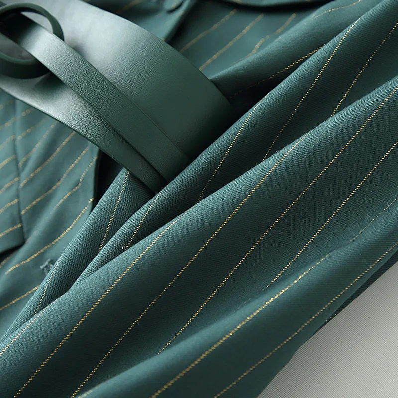 Autumn new high quality ladies trouser suit two-piece suit Casual slim waist waist ladies gold striped jacket Elegant Slim Pants
Autumn new high quality ladies trouser suit two-piece suit Casual slim waist waist ladies gold striped jacket Elegant Slim Pants