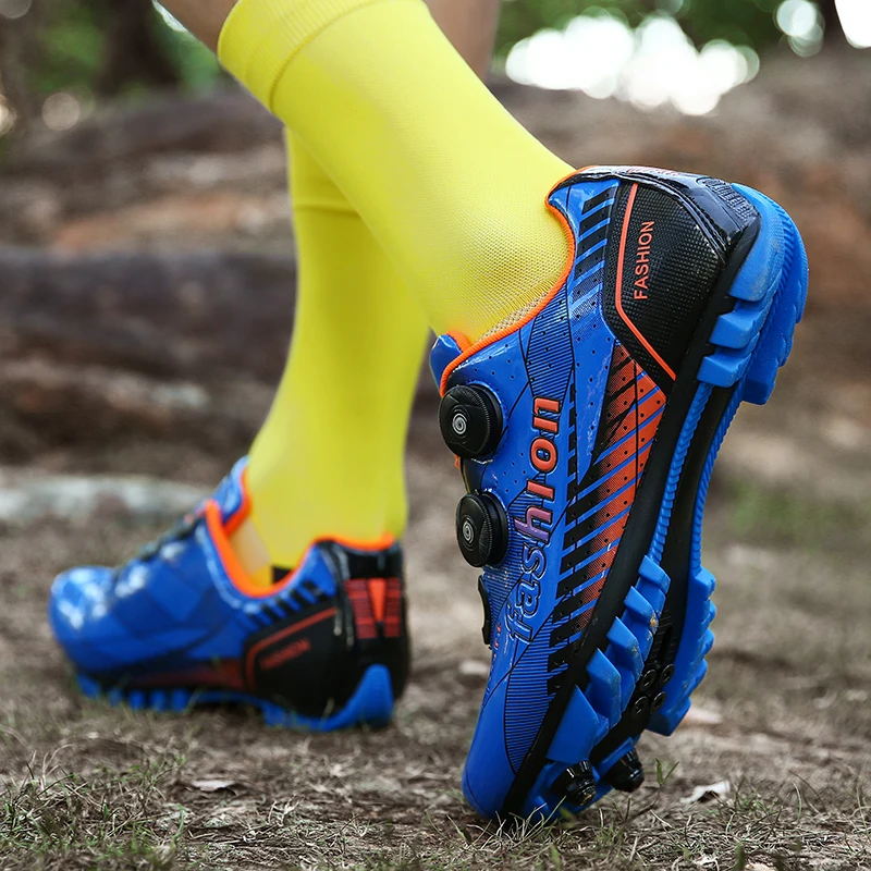 new bike shoes men and women mountain bike shoes self-locking original bicycle shoes road cycling shoes couple models MTB shoes
new bike shoes men and women mountain bike shoes self-locking original bicycle shoes road cycling shoes couple models MTB shoes
