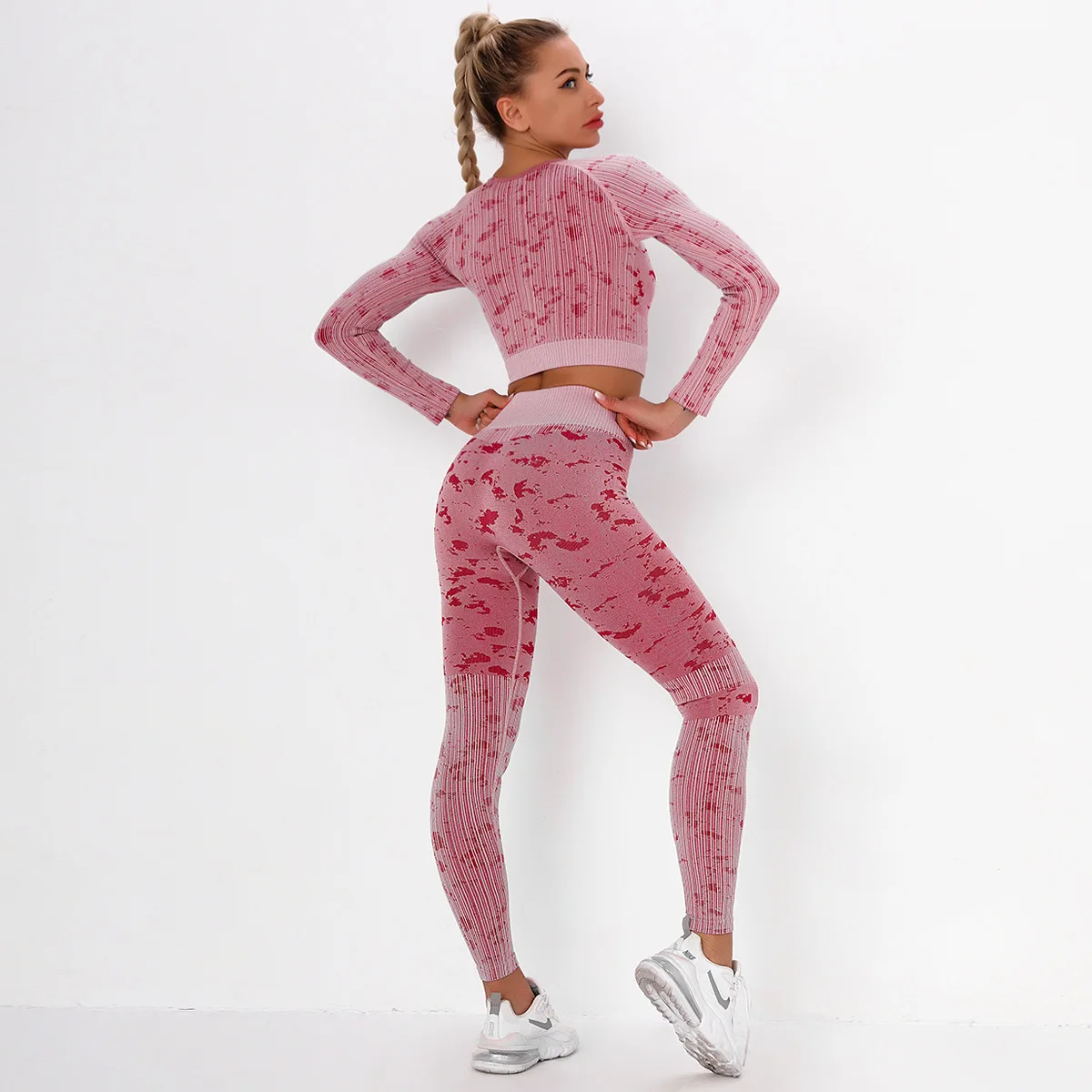 Fitness Suits Yoga Women Outfits 2pcs Sets Long Sleeve Shirt+Seamless Leggings Workout Running Clothing Gym Wear
Fitness Suits Yoga Women Outfits 2pcs Sets Long Sleeve Shirt+Seamless Leggings Workout Running Clothing Gym Wear