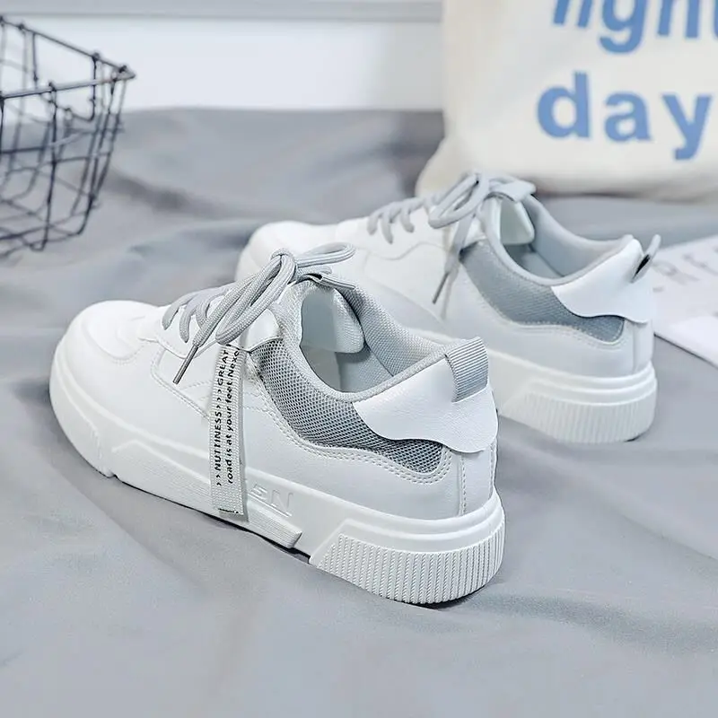 Women Sneakers Shoes Flat Shoes Spring Trend Casual Flats Sneakers Female New Fashion Comfort White Platform Vulcanized Shoes
Women Sneakers Shoes Flat Shoes Spring Trend Casual Flats Sneakers Female New Fashion Comfort White Platform Vulcanized Shoes