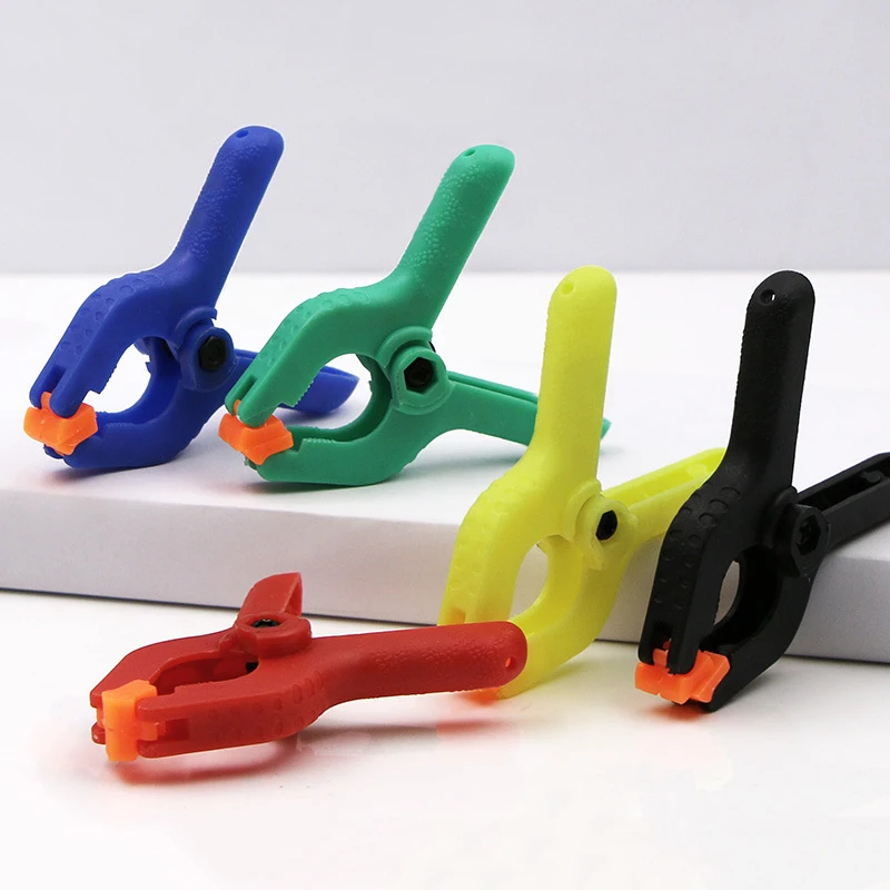 2-inch color woodworking clip Plastic background clip Nylon spring Fixing clip woodworking tools mini
2-inch color woodworking clip Plastic background clip Nylon spring Fixing clip woodworking tools mini