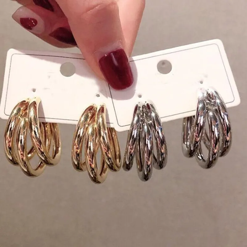 Big Hoop Earrings for Women Gold Silver Color Geometry Metal Statement Earring Circle C Shaped Trendy Jewelry Accessories Gift
Big Hoop Earrings for Women Gold Silver Color Geometry Metal Statement Earring Circle C Shaped Trendy Jewelry Accessories Gift