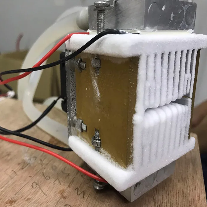 DIY 120W TEC Peltier Semiconductor Refrigerator Water-cooling Air Condition Movement for Refrigeration and Fan
DIY 120W TEC Peltier Semiconductor Refrigerator Water-cooling Air Condition Movement for Refrigeration and Fan