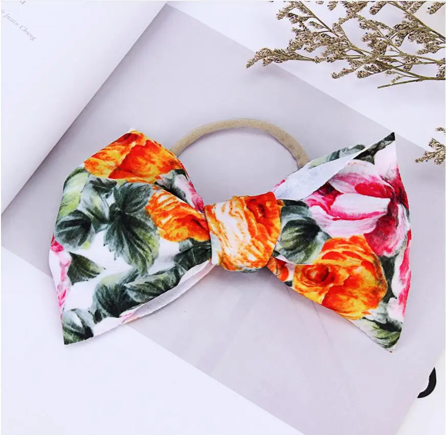 24Pcs/lot, Hanmade Print Flower Hair Bow Clip,Baby Hairband,Fabric Hair bow,Girls Women hair clips ,Newborn DIY hair accessories
24Pcs/lot, Hanmade Print Flower Hair Bow Clip,Baby Hairband,Fabric Hair bow,Girls Women hair clips ,Newborn DIY hair accessories