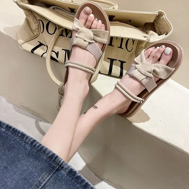 Shoes Woman 2021 Slippers Casual Pantofle Low Multicolored Sandals Lady Luxury Flat New Soft Girl Lace-Up Leisure Mixed Colors P
Shoes Woman 2021 Slippers Casual Pantofle Low Multicolored Sandals Lady Luxury Flat New Soft Girl Lace-Up Leisure Mixed Colors P